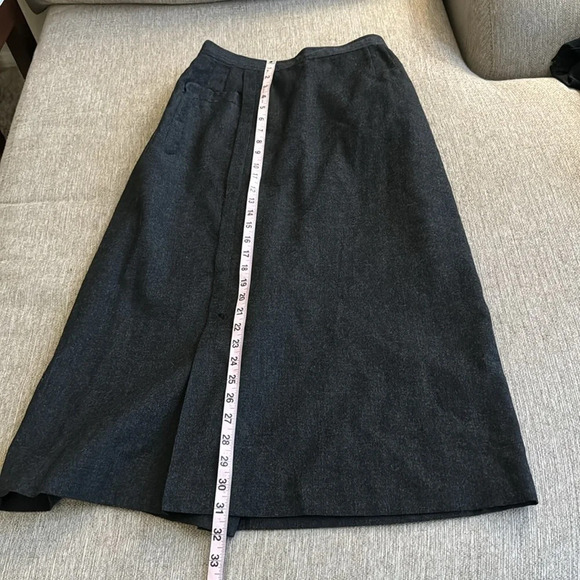 Vintage handmade wool and silk grey skirt size medium - Picture 5 of 11